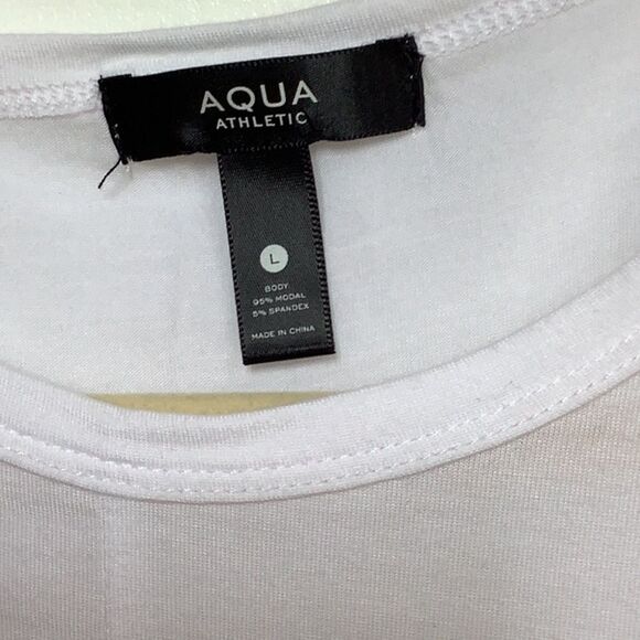 Aqua Athletic White front knot Top size L - Picture 2 of 3
